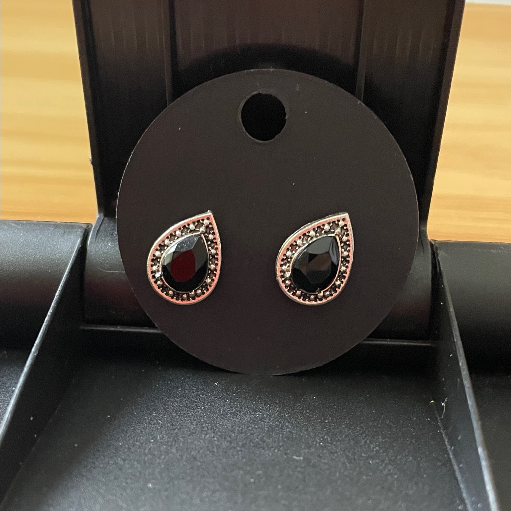 Cc Boutique Black And Silver Teardrop Earrings